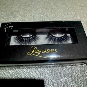 Lilly Lashes Dramatic Black Voluminous Lashes 3D Faux Mink